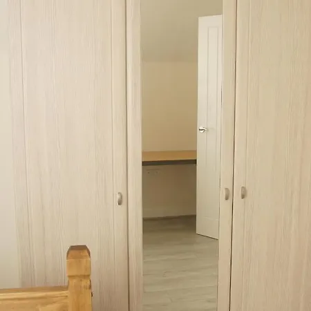 Deluxe Centre 4 Bedroom Entire Town House Apartment Leeds (West Yorkshire)