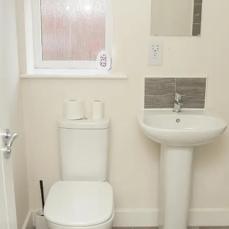 Deluxe Centre 4 Bedroom Entire Town House Leeds (West Yorkshire)