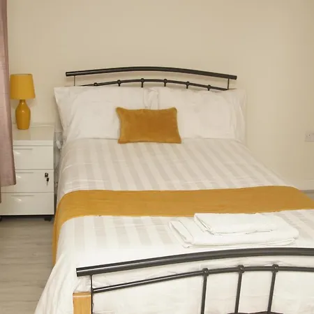 Apartment Deluxe Centre 4 Bedroom Entire Town House Leeds (West Yorkshire)