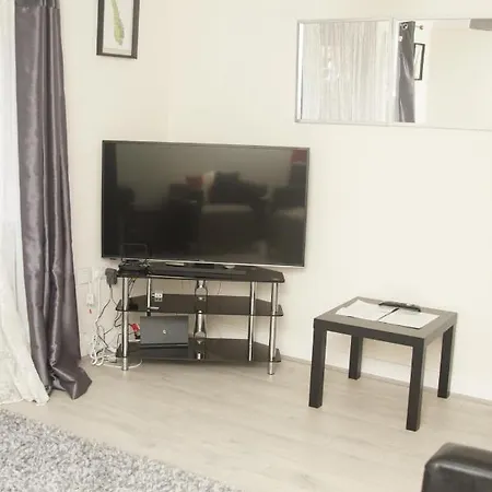 Apartmán Deluxe Centre 4 Bedroom Entire Town House *