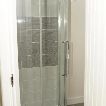 Apartmán Deluxe Centre 4 Bedroom Entire Town House Leeds (West Yorkshire)