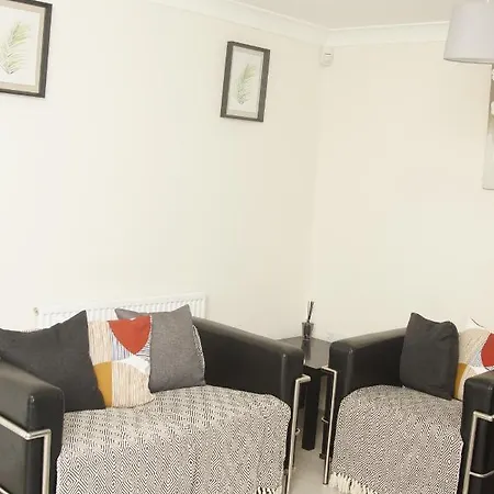 Deluxe Centre 4 Bedroom Entire Town House * Leeds (West Yorkshire)